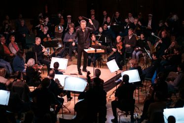 Simon Gaudenz / Jenaer Philharmonie, Foto: JenaKultur, Christoph Worsch
