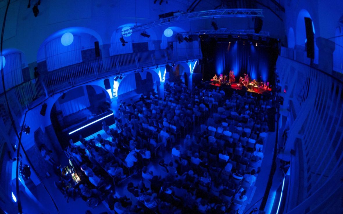 Ehemalige Badehalle im Volksbad Jena, Foto: JenaKultur, Holger John