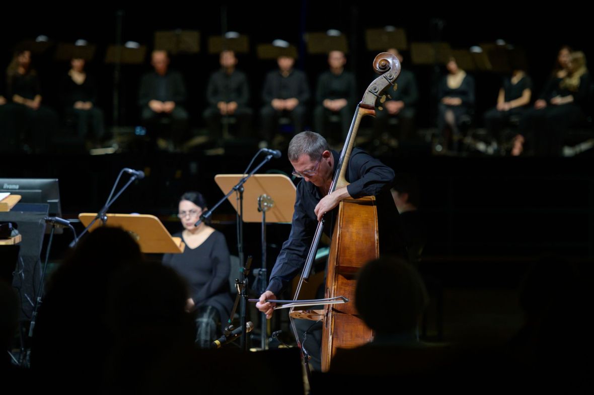 Katia Guedes/ Meinrad Kneer / AuditivVokal Dresden, Foto: Candy Welz