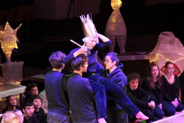 Schüler*innen des Christlichen Gymnasiums Jena und der Freien Gesamtschule UniverSaale Jena / Musiker*innen der Jenaer Philharmonie, Foto:&nbsp;Sebastian Beer