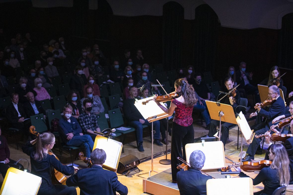 Rosa Donata Milton / Jenaer Philharmonie, Foto: Tom Wenig