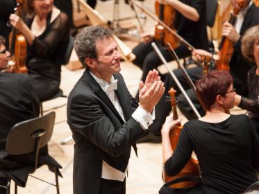 Simon Gaudenz und die Jenaer Philharmonie, Foto: Tina Peißker