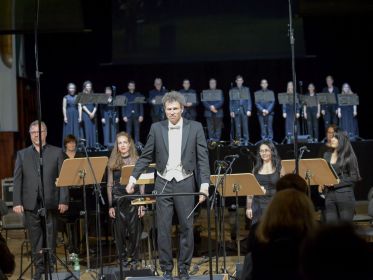 »GLEISSENDES LICHT«, Uraufführung am 29.09.2021 im Volkshaus Jena, Foto: Stefan Kranz