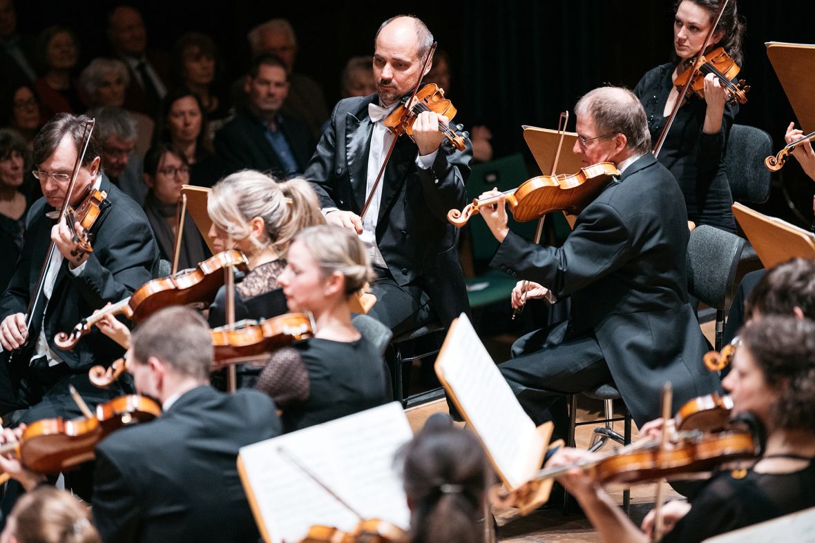 Jenaer Madrigalkreis / Berit Walther / Jenaer Philharmonie / Simon Gaudenz, Foto: JenaKultur, Christoph Worsch