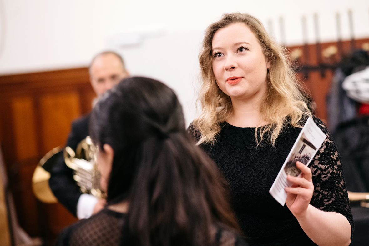 Jenaer Madrigalkreis / Berit Walther / Jenaer Philharmonie / Simon Gaudenz, Foto: JenaKultur, Christoph Worsch