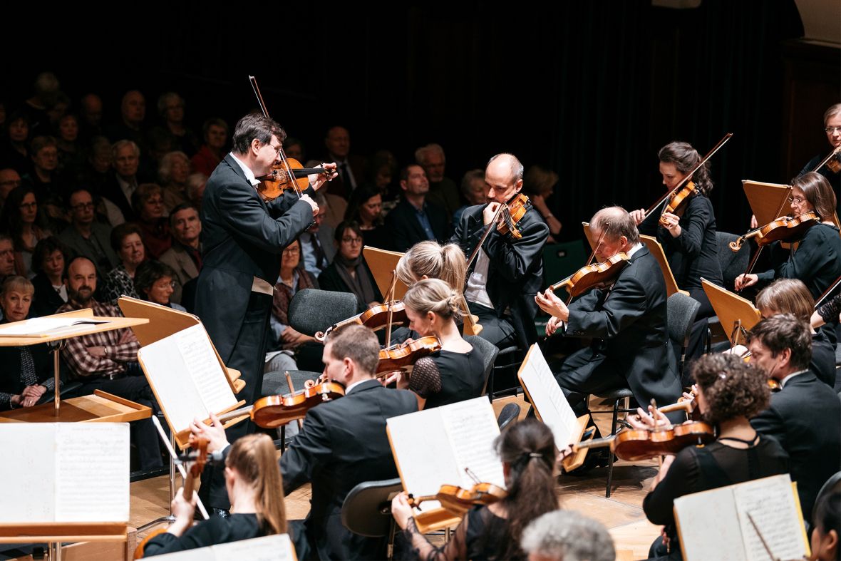 Jenaer Madrigalkreis / Berit Walther / Jenaer Philharmonie / Simon Gaudenz, Foto: JenaKultur, Christoph Worsch