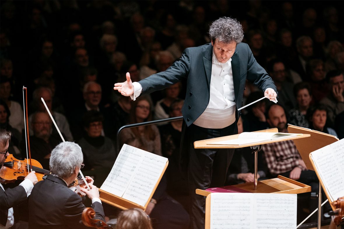 Jenaer Madrigalkreis / Berit Walther / Jenaer Philharmonie / Simon Gaudenz, Foto: JenaKultur, Christoph Worsch