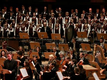 Benjamin Ellin, Peter Savidge, Jenaer Philharmonie und Knabenchor der Jenaer Philharmonie