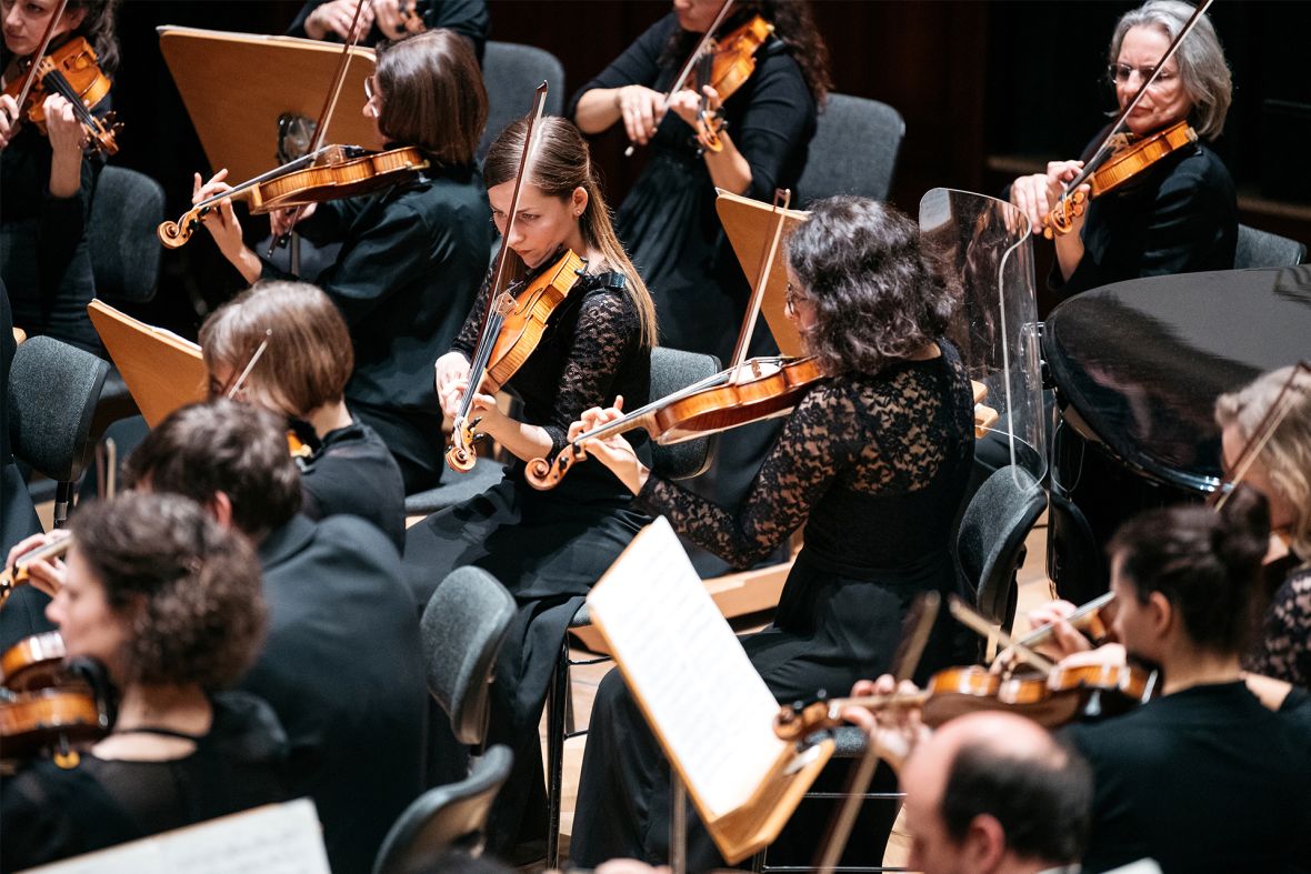 Jenaer Madrigalkreis / Berit Walther / Jenaer Philharmonie / Simon Gaudenz, Foto: JenaKultur, Christoph Worsch