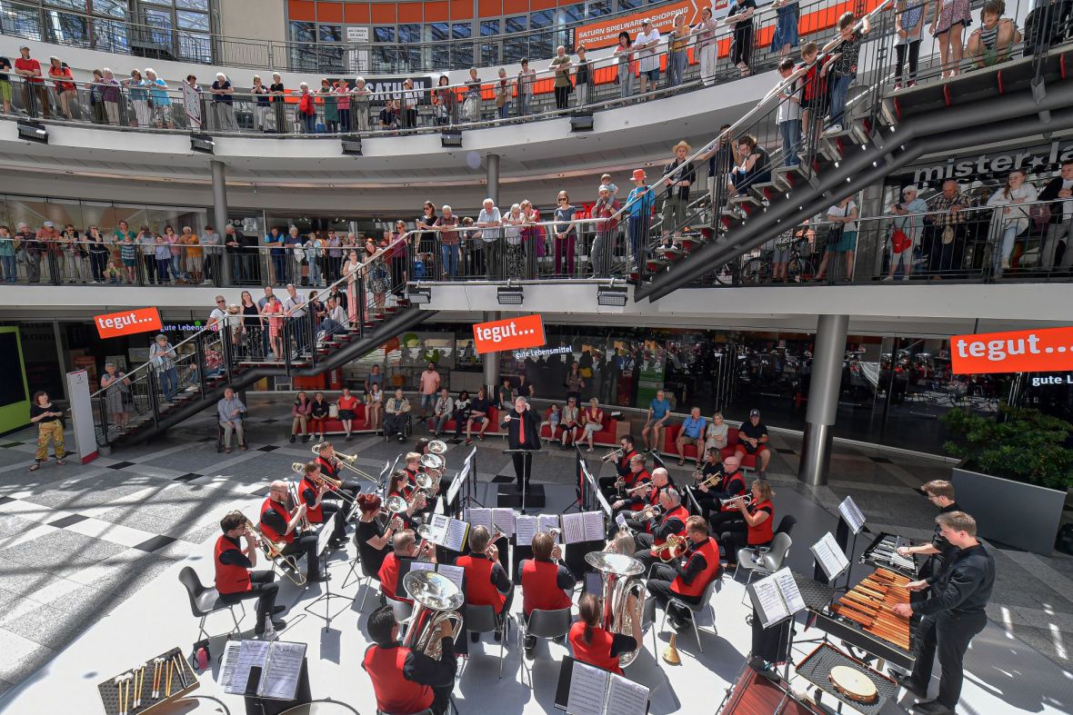 Brass Band BlechKLANG / Alexander Richter in der Goethe Galerie Jena, Foto: ZEISS, Jürgen Scheere