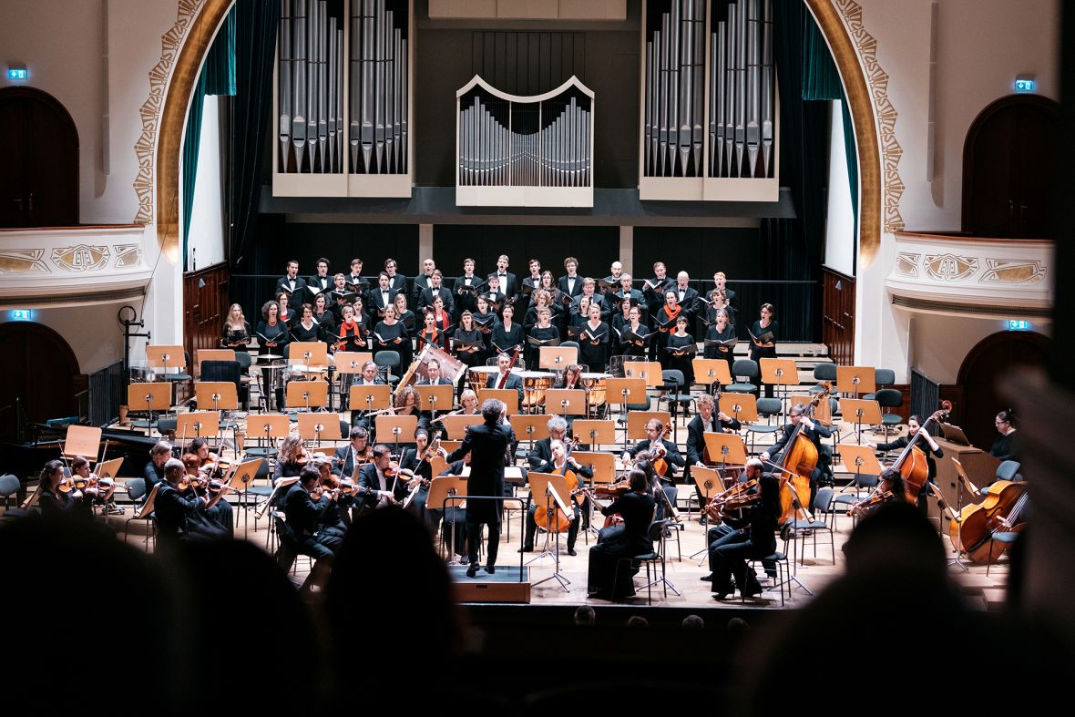 Jenaer Madrigalkreis / Berit Walther / Jenaer Philharmonie / Simon Gaudenz, Foto: JenaKultur, Christoph Worsch