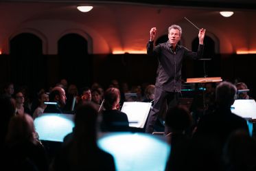 Simon Gaudenz / Jenaer Philharmonie, Foto: JenaKultur, Christoph Worsch