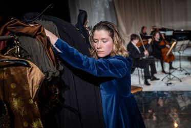 Vordergrund: Hanneke&nbsp;van&nbsp;der&nbsp;Paardt&nbsp;/ Hintergrund: Marius&nbsp;Sima&nbsp;/ Camelia&nbsp;Sima&nbsp;/ Alma-Sophie&nbsp;Starke, Foto:&nbsp;Joachim&nbsp;Dette