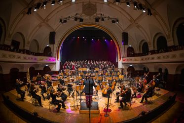 Maximilian Lörzer / Jenaer Philharmonie / Psycho-Chor der Uni Jena, Foto: Tom Wenig